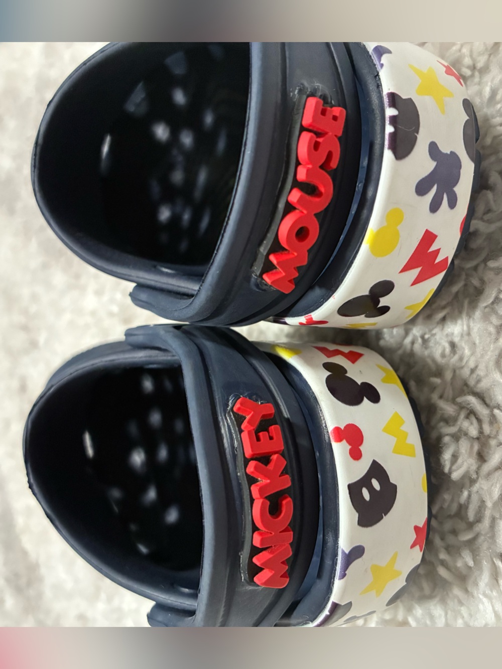 Mickey Mouse Toddler Crocs 8c - Picture 3 of 9